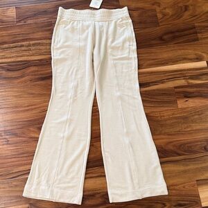 *NE* Fabletics Beige Lounge Pants. Soft with Pockets.